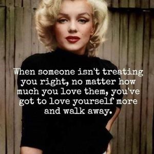 Meet your Posher, Dena